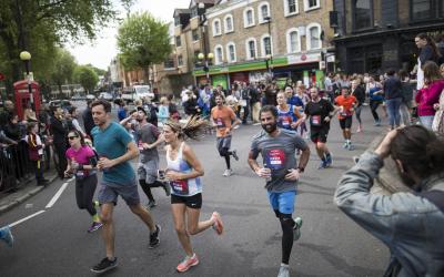 Hackney half marathon runners